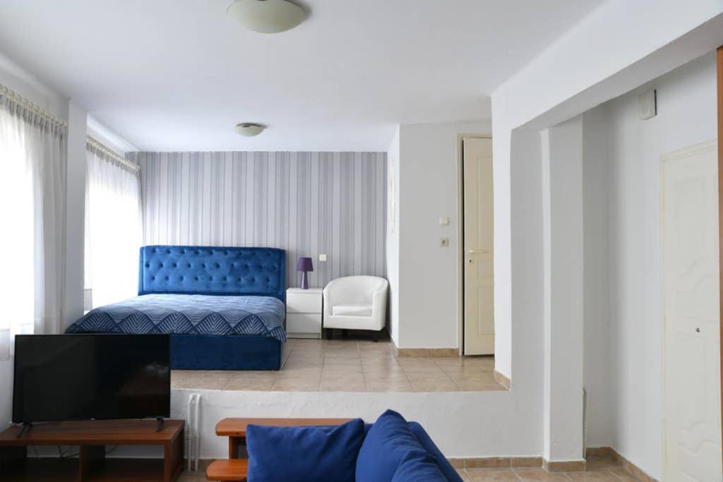 A Modern Bright Studio In The Center Of Kastoriá Eksteriør bilde